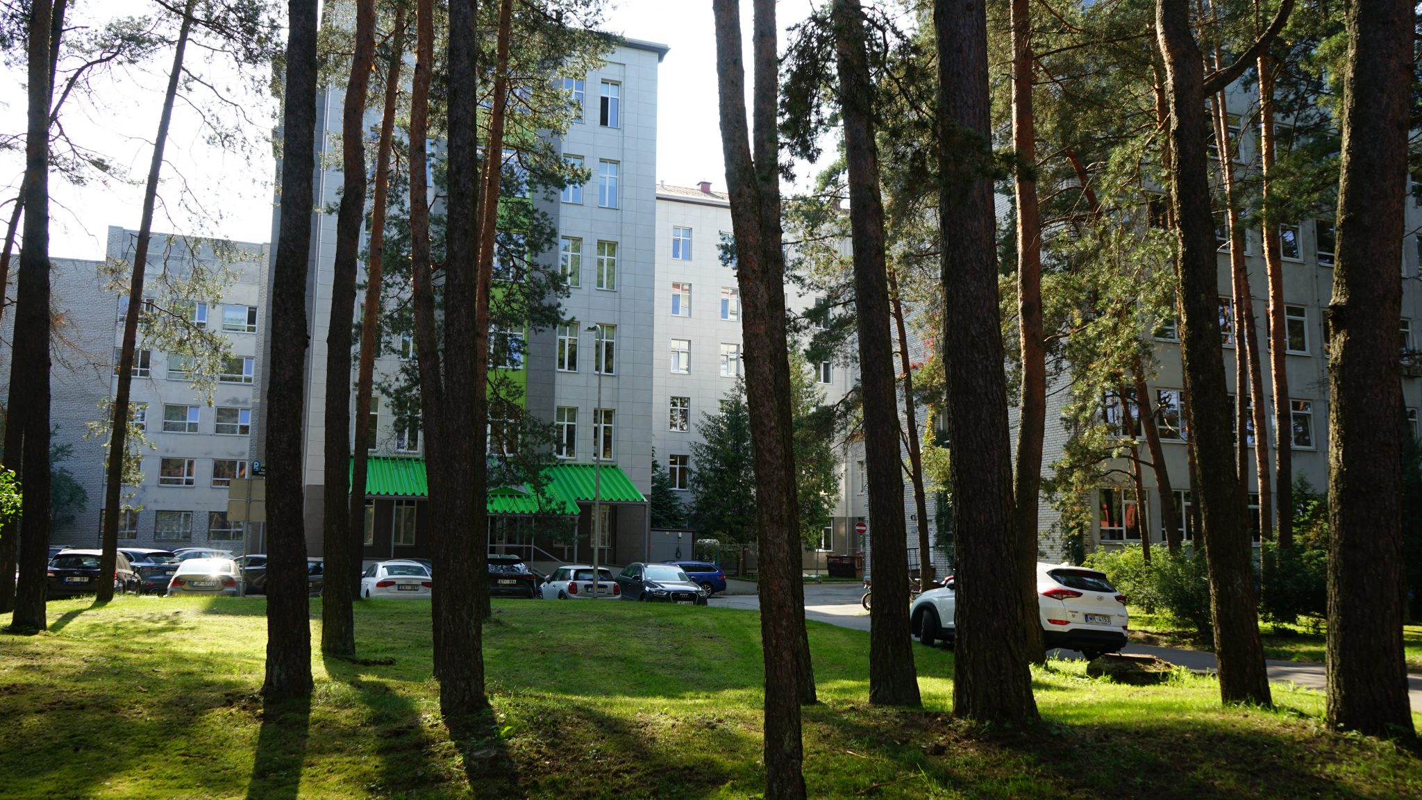 Austrumu slimnīcas stacionāram “Biķernieki” – 60: nodrošina augsta līmeņa palīdzību unikālos profilos vairākās specializētās klīnikās un nodaļās